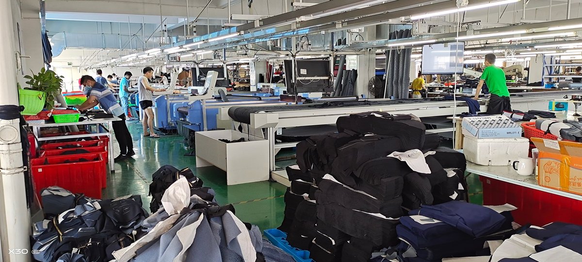 华体会登入网工厂车间实景